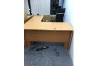 Thanh Lý Bàn Làm Việc Góc L 1m2 x 1m6 Có Hộc Tủ Cũ